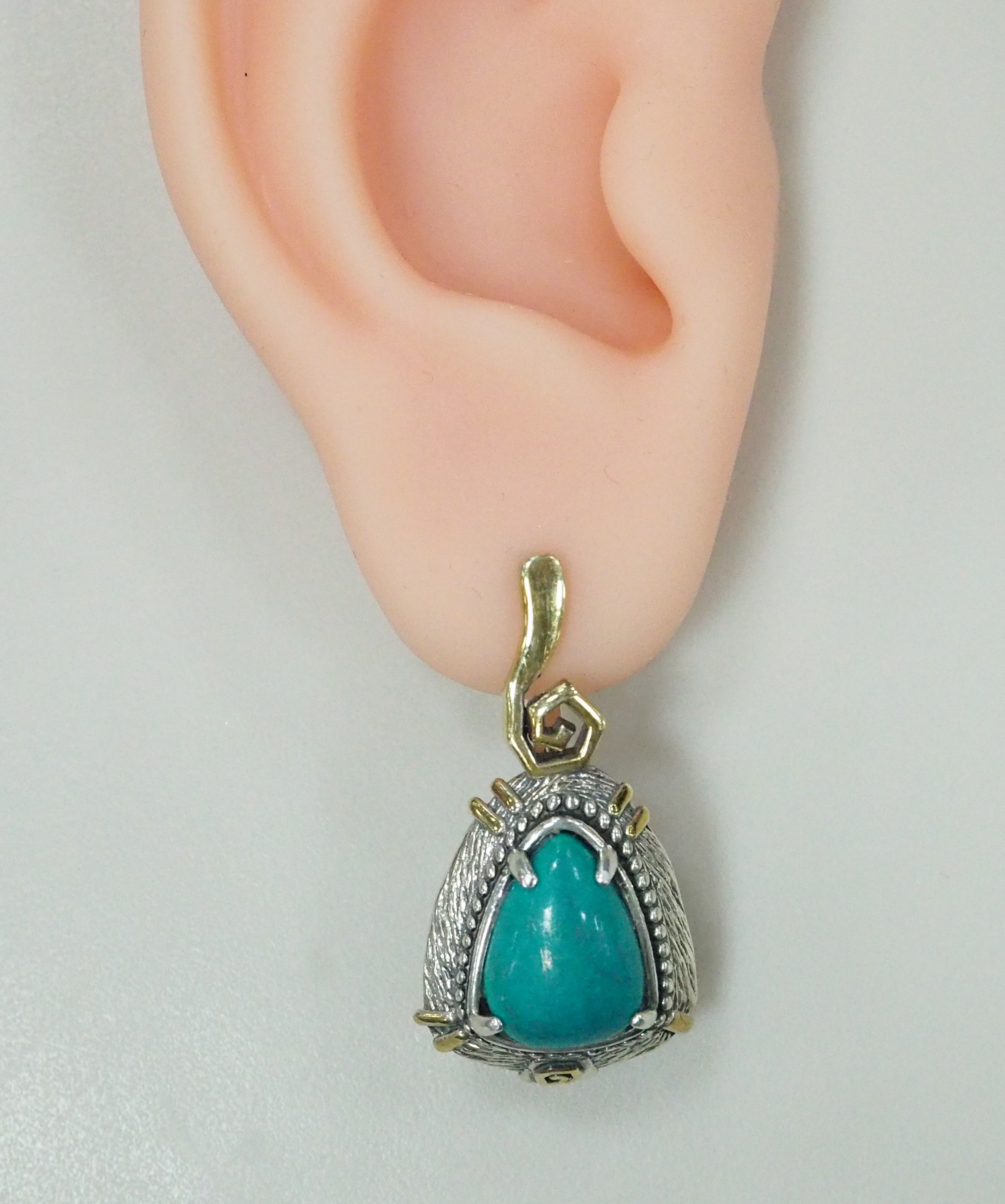 Серебряные серьги с бирюзой